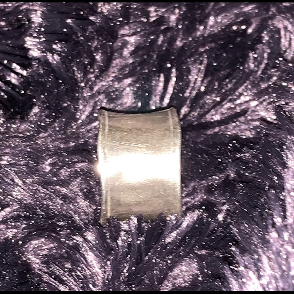 Silpada Hammered Ring 6 Retired Vintage Sterling Silver Band - Picture 4 of 5